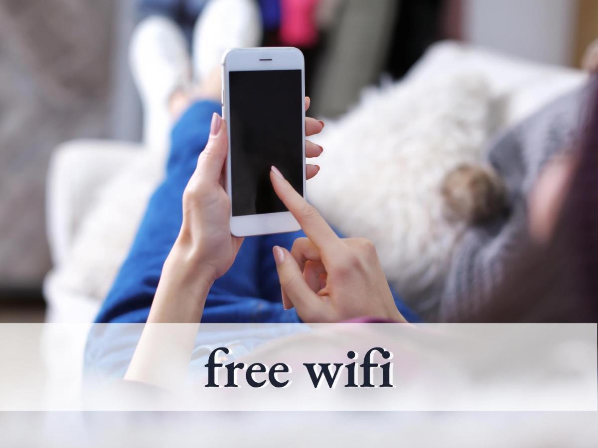 Sehr Grosse Ferienwohnung In Bester Lage Mit Grosser Sonnenterrasse L Innenstadtnaehe L 1 Minute Zum Bahnhof L Grosse Kueche L Tv L Extra-Wc L Free-Wlan L Willkommen Im Hallo!-Apartment 5 巴特沃里斯霍芬 外观 照片